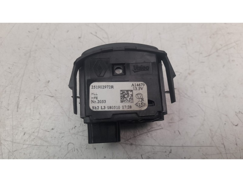 Recambio de interruptor para renault megane iv grandtour 1.2 tce energy referencia OEM IAM 251902972R  
