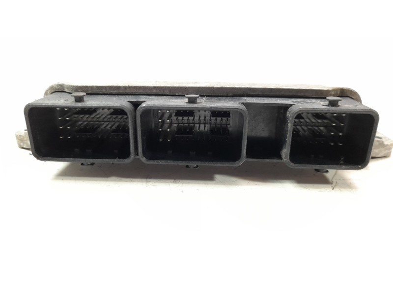 Recambio de centralita motor uce para dacia sandero 1.2 16v cat referencia OEM IAM 23710271R  