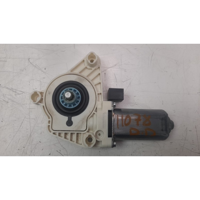 Recambio de motor elevalunas delantero derecho para audi q5 (fyb) 2.0 16v tdi referencia OEM IAM 5Q4959802B  