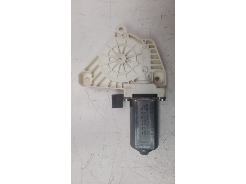 Recambio de motor elevalunas delantero derecho para audi q5 (fyb) 2.0 16v tdi referencia OEM IAM 5Q4959802B  