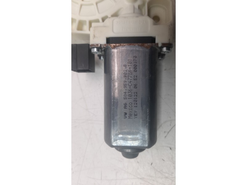 Recambio de motor elevalunas delantero derecho para audi q5 (fyb) 2.0 16v tdi referencia OEM IAM 5Q4959802B  