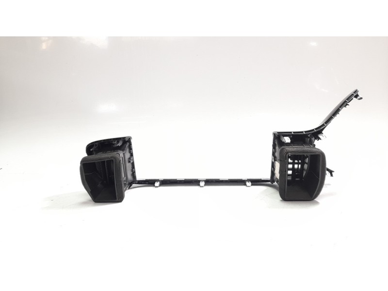 Recambio de rejilla aireadora para kia ceed 1.4 tgdi cat referencia OEM IAM 97410J7AA0  