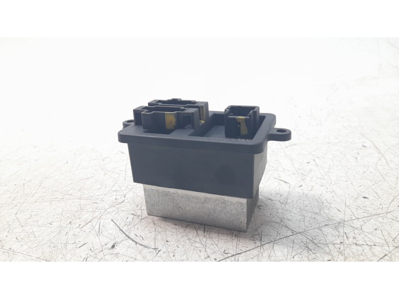 Recambio de resistencia calefaccion para jeep compass ii business 4x2 referencia OEM IAM MR0176005930  
