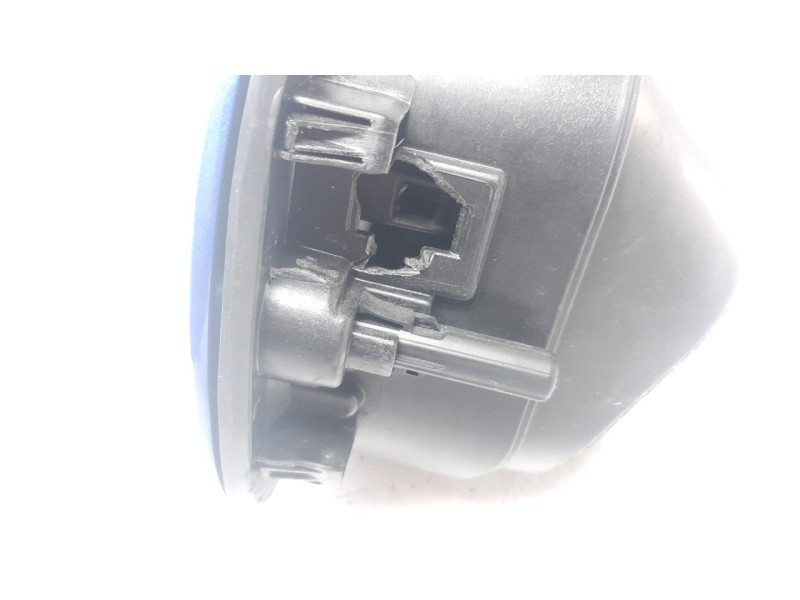 Recambio de tapa exterior combustible para hyundai tucson 1.6 crdi cat referencia OEM IAM 81595D7500  