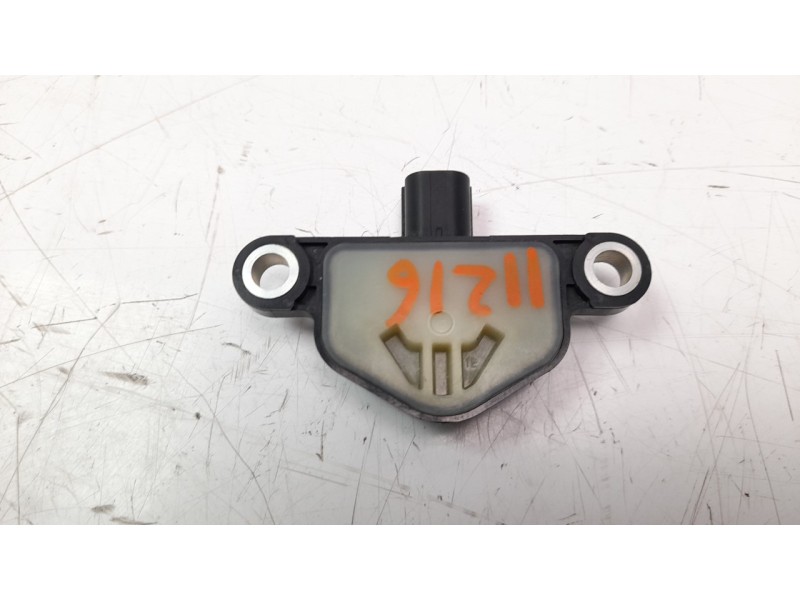 Recambio de sensor para honda cbr 650r referencia OEM IAM 210625 AVA1002B 