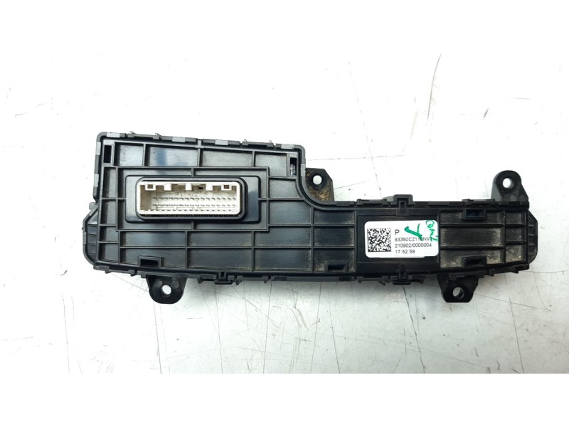 Recambio de mando multifuncion para hyundai tucson referencia OEM IAM 93350CZ110NV1  