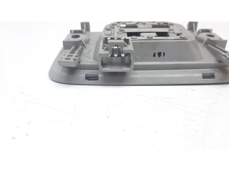 Recambio de luz interior para kia venga 1.6 crdi cat referencia OEM IAM 928701P000  