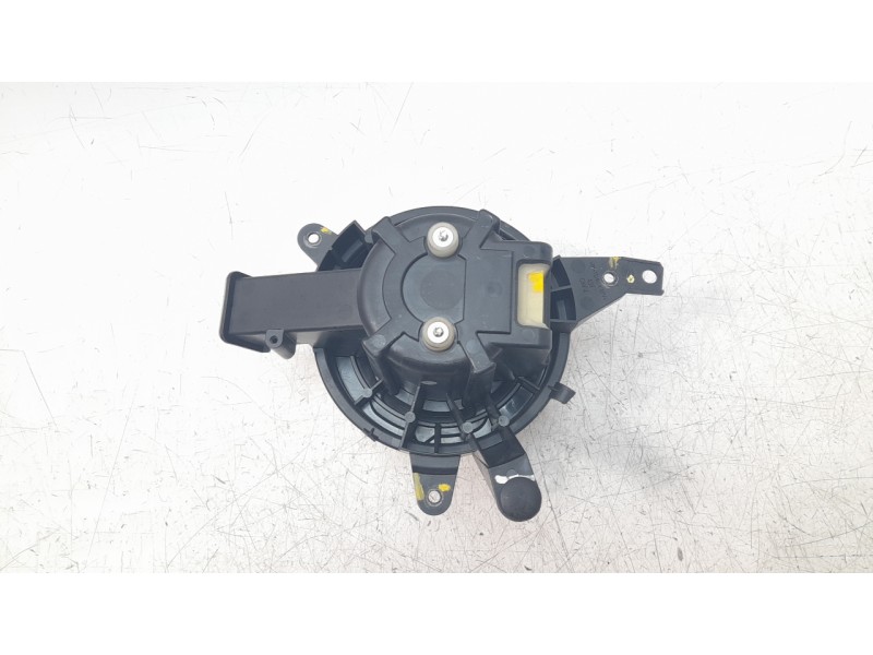 Recambio de ventilador calefaccion para jeep compass ii business 4x2 referencia OEM IAM 68350343AA  