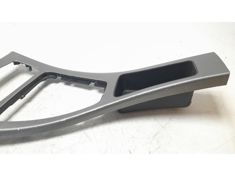 Recambio de moldura para bmw serie 3 coupe (e92) 2.0 turbodiesel cat referencia OEM IAM 7118034  