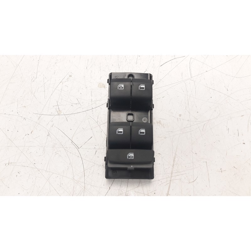 Recambio de mando elevalunas delantero izquierdo para hyundai i20 active 1.0 tgdi cat referencia OEM IAM 93571Q0210  