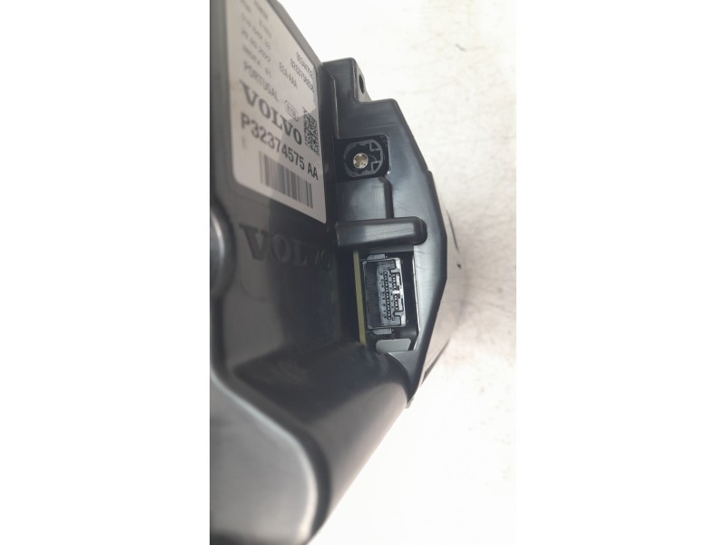 Recambio de cuadro instrumentos para volvo xc60 business plus awd referencia OEM IAM P32374575AA  