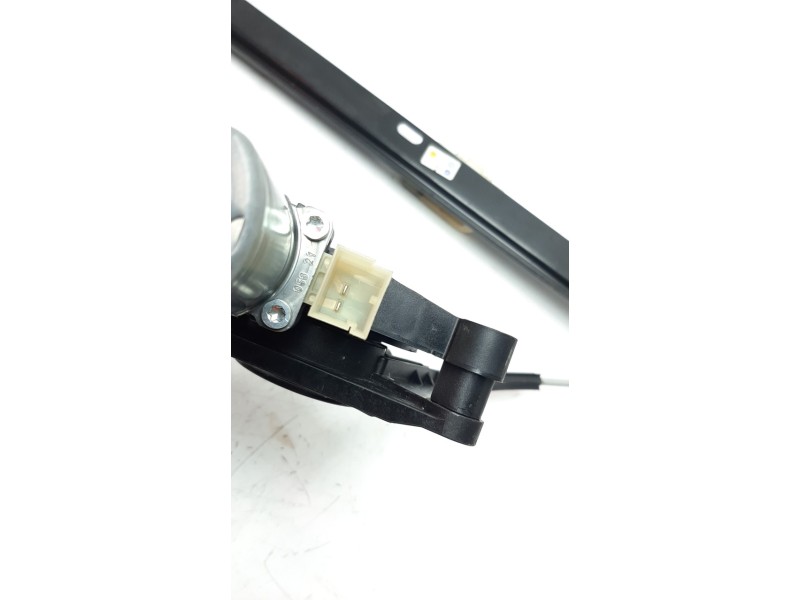 Recambio de elevalunas delantero derecho para volkswagen crafter pritsche (sz) 2.0 tdi referencia OEM IAM 7C0837462A  