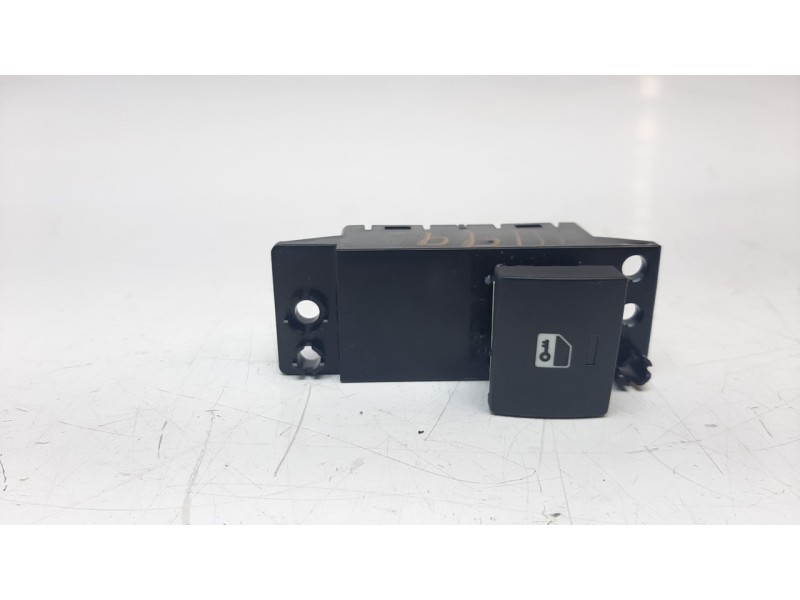 Recambio de interruptor para kia venga 1.6 crdi cat referencia OEM IAM 937001P060  