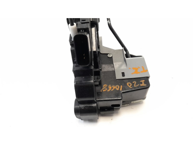 Recambio de cerradura puerta trasera izquierda para hyundai i20 1.2 16v cat referencia OEM IAM 81410C8020  
