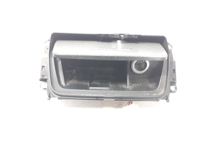 Recambio de cenicero para bmw serie 3 coupe (e92) 2.0 turbodiesel cat referencia OEM IAM 7078571  