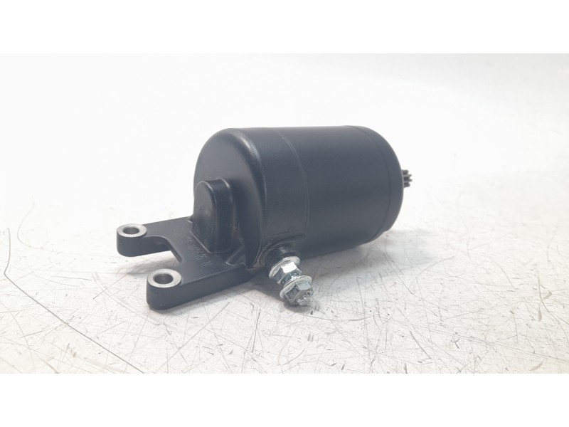 Recambio de motor arranque para mondial cr / 0 / 0 hps cafe racer referencia OEM IAM M0616N  
