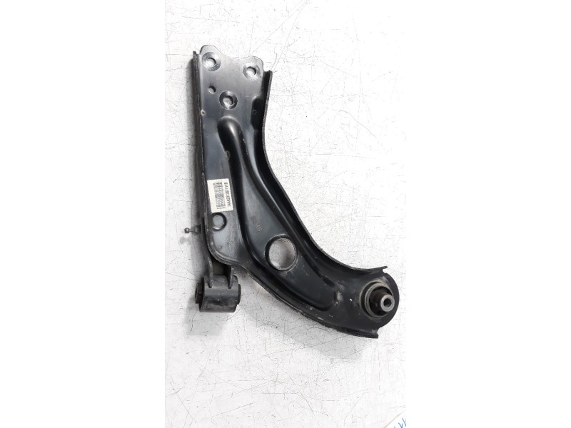 Recambio de brazo suspension inferior delantero derecho para peugeot 308 sw 1.5 blue-hdi fap referencia OEM IAM 9846329280  