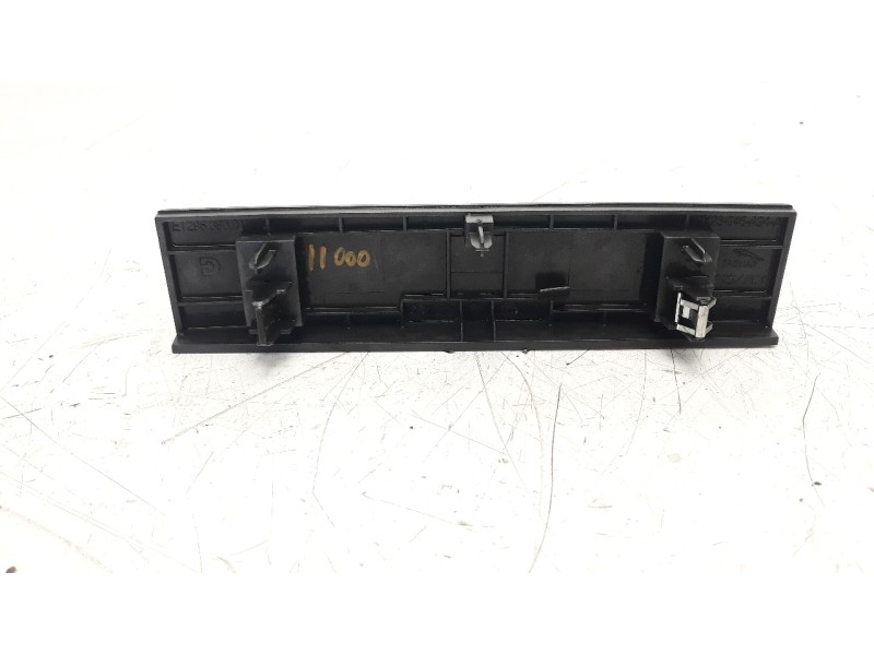 Recambio de moldura para jaguar xf 3.0 v6 diesel cat referencia OEM IAM 8X23046A94A  