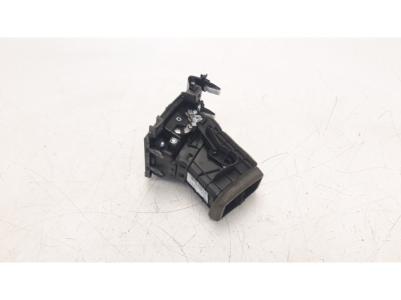 Recambio de rejilla aireadora para kia niro referencia OEM IAM 97410G5100  