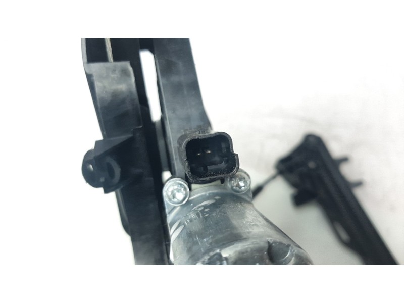 Recambio de elevalunas delantero derecho para opel astra 5p elegance referencia OEM IAM 9830815180  