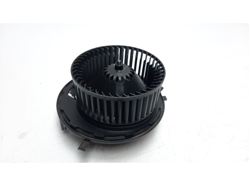 Recambio de ventilador calefaccion para volkswagen crafter pritsche (sz) 2.0 tdi referencia OEM IAM 5WB819021  