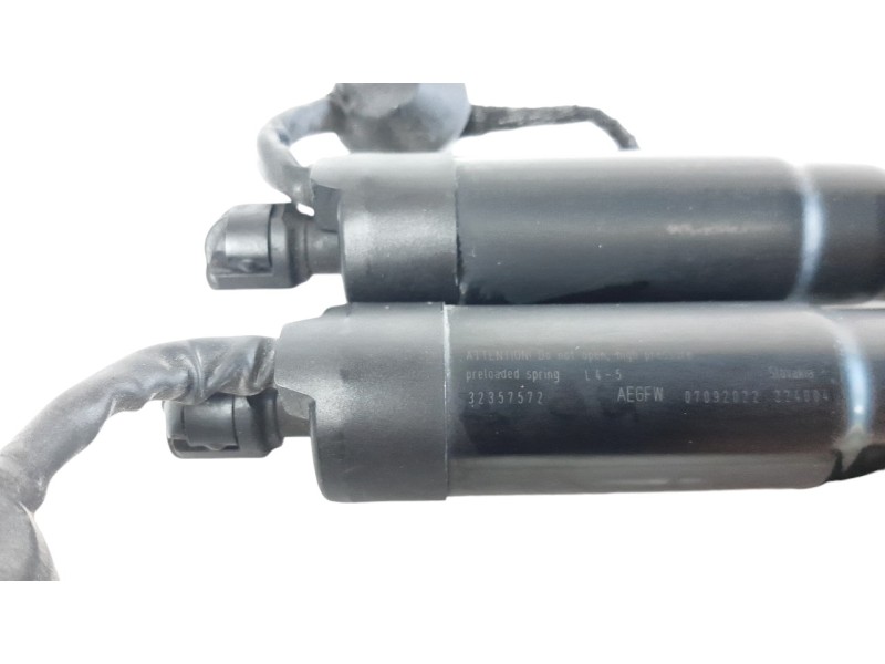 Recambio de amortiguadores maletero / porton para volvo xc60 business plus awd referencia OEM IAM 32357572  