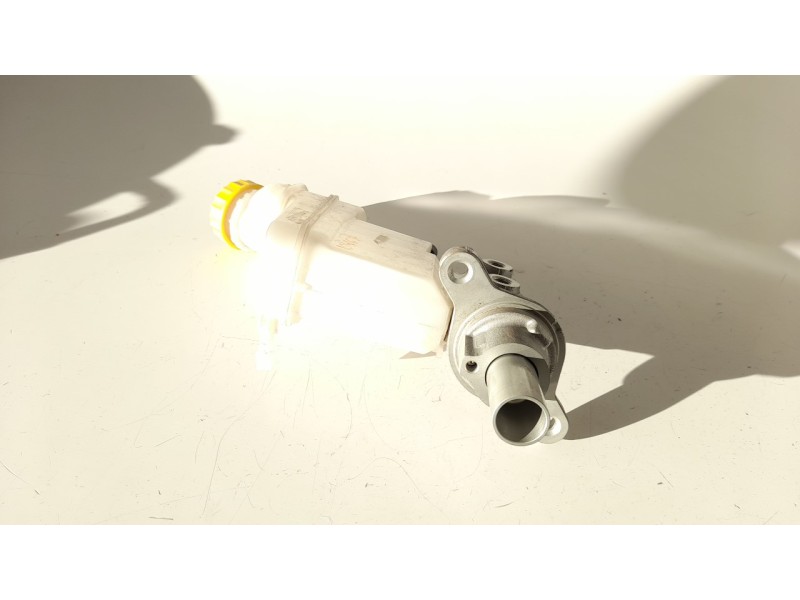 Recambio de bomba freno para jeep renegade 1.6 cat referencia OEM IAM 68263298AA  