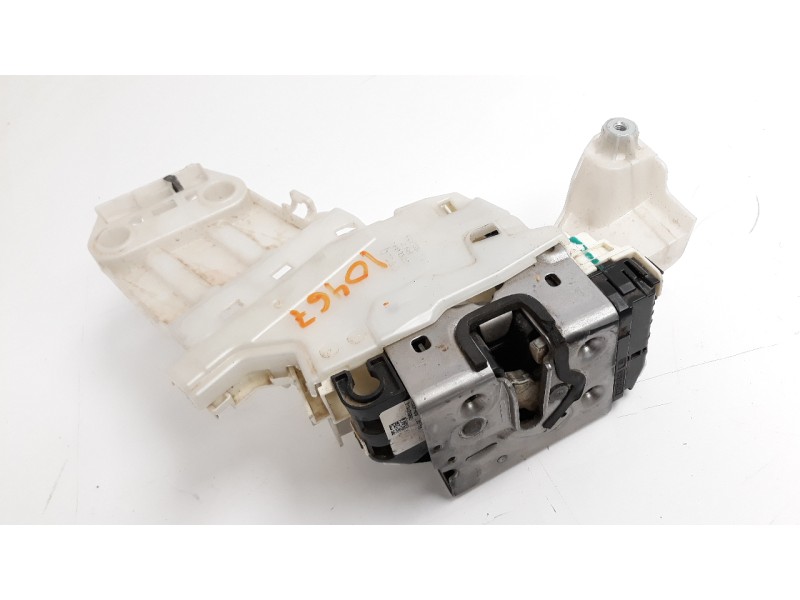 Recambio de cerradura puerta delantera derecha para jeep renegade 1.6 cat referencia OEM IAM 52028382 68466854AA 