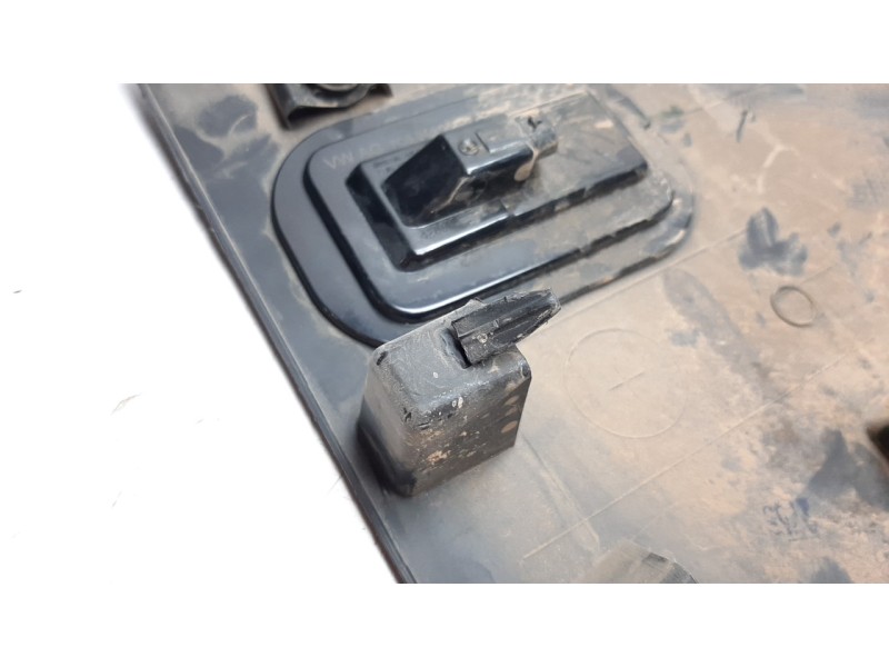 Recambio de moldura para volkswagen crafter pritsche (sz) 2.0 tdi referencia OEM IAM 7C0853753  