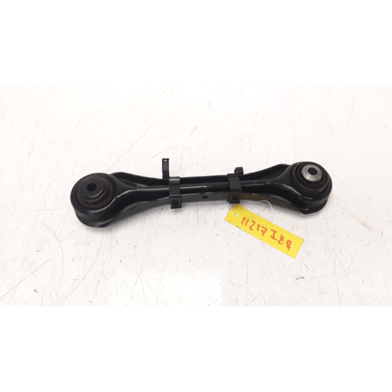 Recambio de brazo suspension superior trasero izquierdo para bmw serie 3 coupe (e92) 2.0 turbodiesel cat referencia OEM IAM 3332