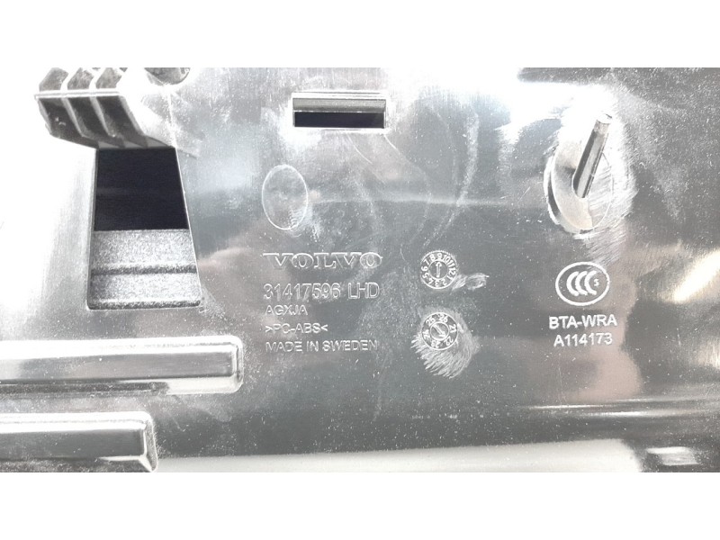 Recambio de guantera para volvo xc60 business plus awd referencia OEM IAM 31417596  
