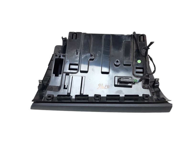 Recambio de guantera para volvo xc60 business plus awd referencia OEM IAM 31417596  