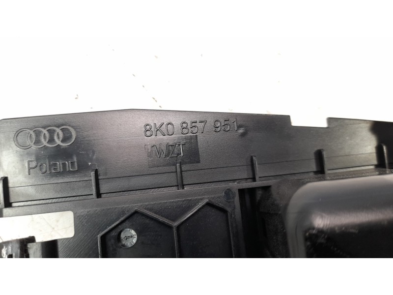 Recambio de cenicero para audi q5 (8r) 3.0 v6 24v tdi referencia OEM IAM 8K0857951C  
