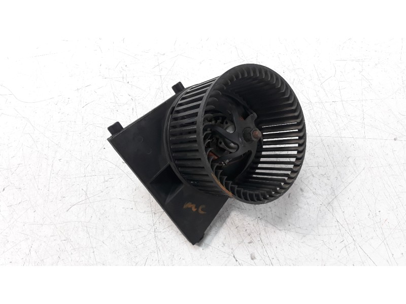 Recambio de ventilador calefaccion para volkswagen polo berlina (6n2) trendline referencia OEM IAM 1J1819021B 34066 VHF340037HQ