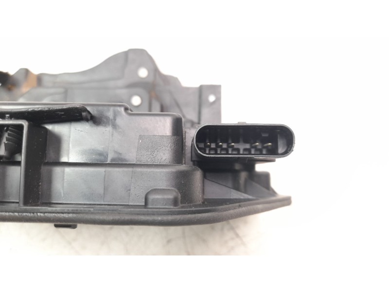 Recambio de cerradura puerta delantera derecha para bmw serie 3 berlina (g20) 2.0 16v turbodiesel referencia OEM IAM 744504409  