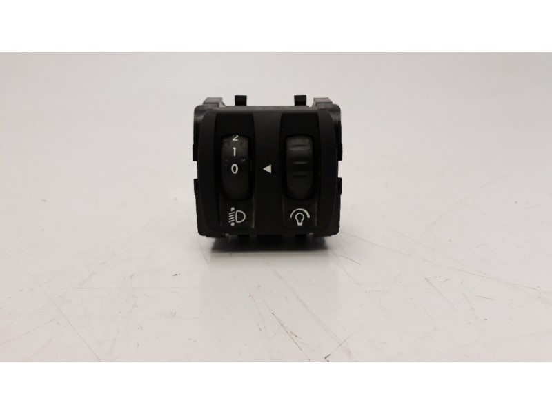 Recambio de interruptor para renault clio iv 0.9 referencia OEM IAM 251900567R  