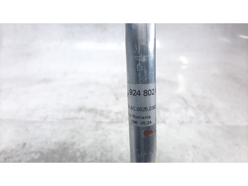 Recambio de tubos aire acondicionado para dacia duster ii prestige referencia OEM IAM 924802645R  