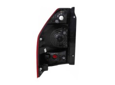 Recambio de piloto trasero derecho para mitsubishi montero (v60/v70) referencia OEM IAM MN133766 108702750 MB1604153 2