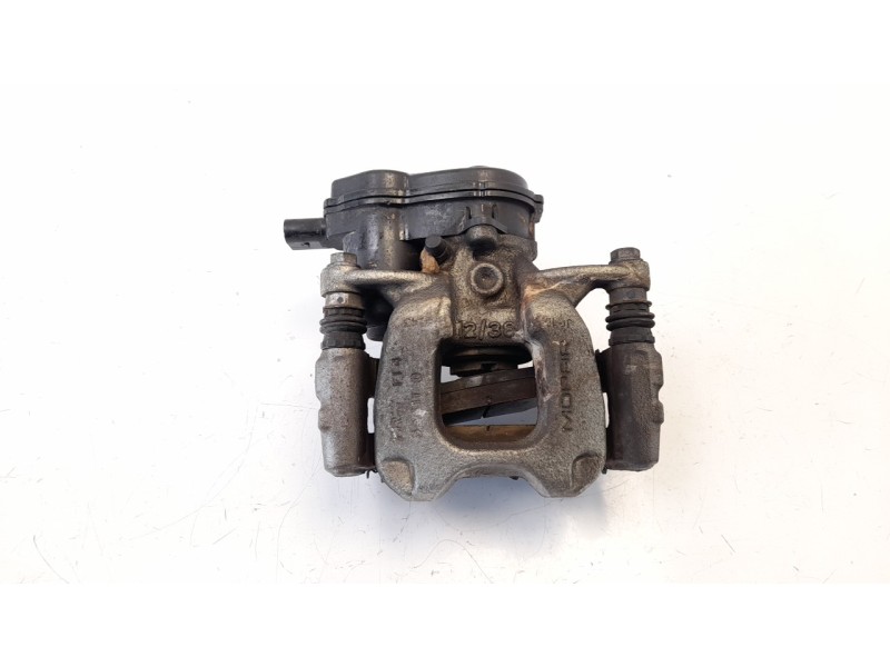 Recambio de pinza de freno trasera derecha para jeep renegade 1.6 cat referencia OEM IAM 68263295AA  