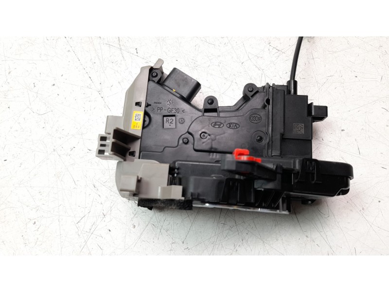 Recambio de cerradura puerta trasera derecha para kia ceed 1.0 tgdi cat referencia OEM IAM 81420J7000  