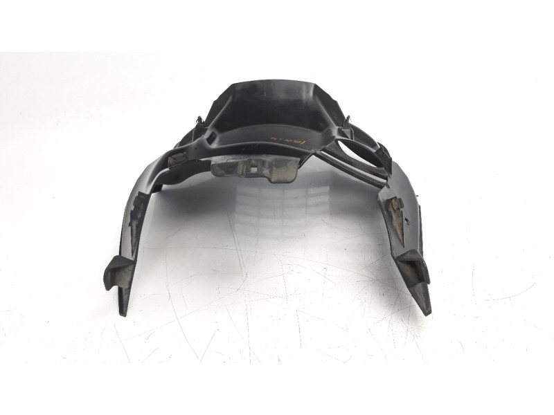 Recambio de moldura para bmw c 400 referencia OEM IAM 46638558561  