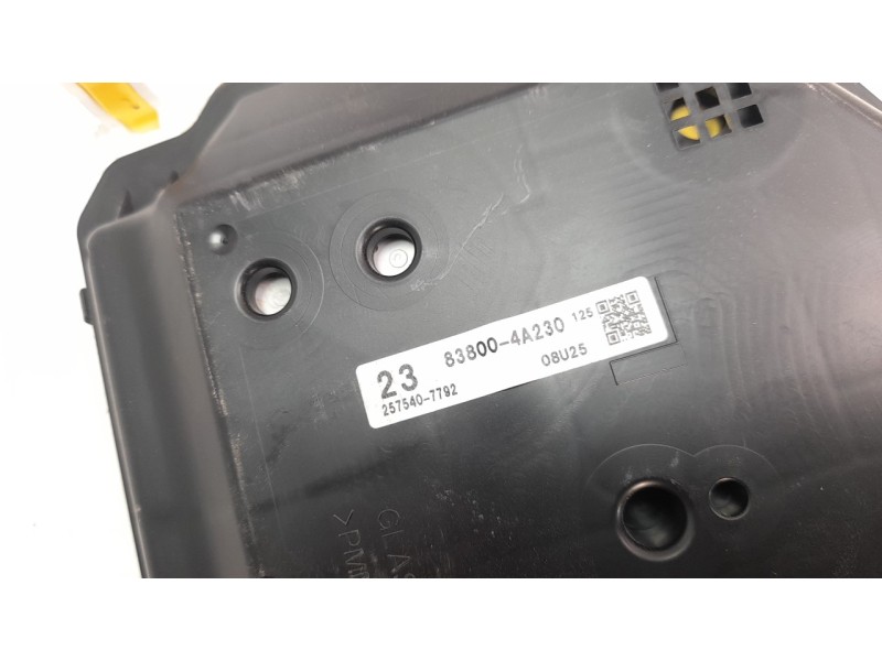 Recambio de cuadro instrumentos para toyota rav 4 referencia OEM IAM 838004A230  
