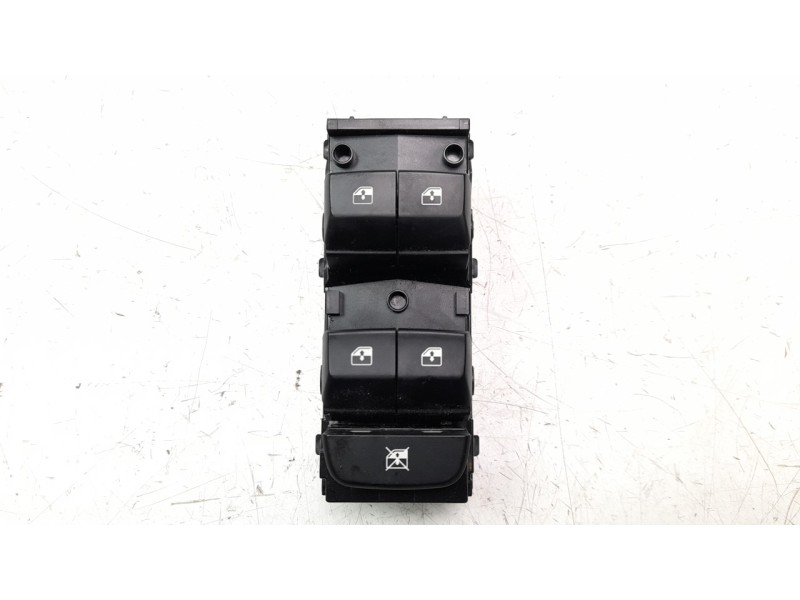 Recambio de mando elevalunas delantero izquierdo para kia ceed 1.0 tgdi cat referencia OEM IAM 93570J7000  