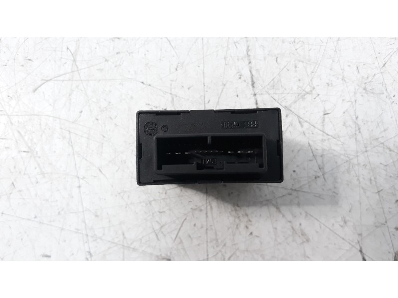 Recambio de modulo electronico para toyota avensis 1.8 16v cat referencia OEM IAM 859400F030  
