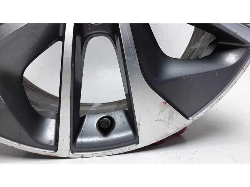 Recambio de llanta para toyota rav 4 referencia OEM IAM 4261142670 17PULGADAS 