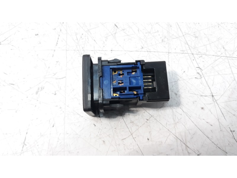 Recambio de interruptor para toyota avensis 1.8 16v cat referencia OEM IAM 15C629  