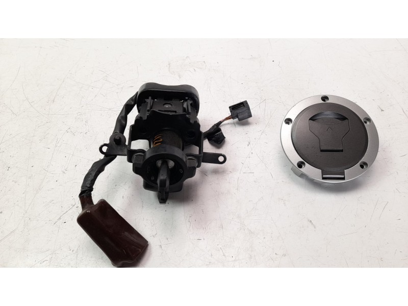 Recambio de conmutador de arranque para honda cbr 650r referencia OEM IAM 35010MKND50  