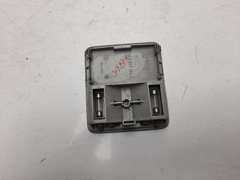 Recambio de luz interior para audi q7 (4l) 3.0 tdi referencia OEM IAM 4L0947164  