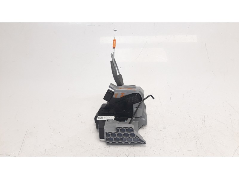 Recambio de cerradura puerta trasera izquierda para hyundai i20 active 1.0 tgdi cat referencia OEM IAM 81410Q0400  
