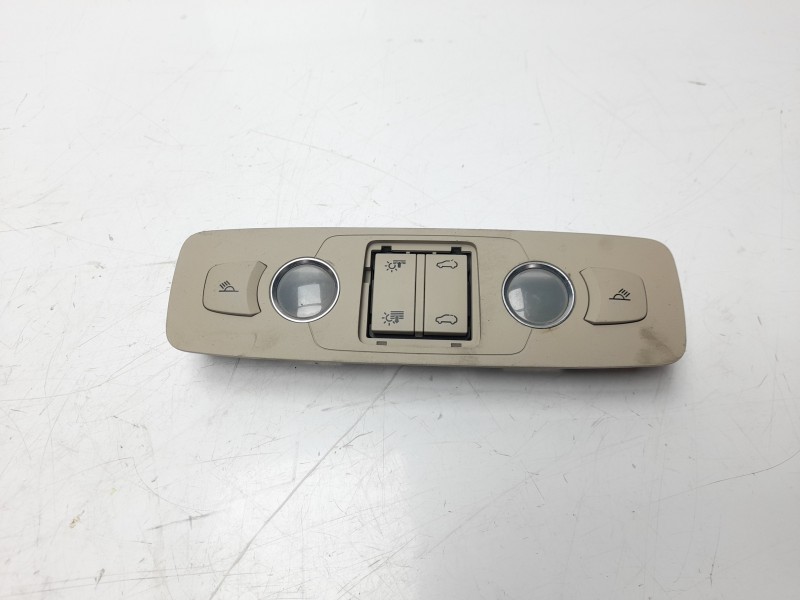 Recambio de luz interior para audi q7 (4l) 3.0 tdi referencia OEM IAM 4L0947122A  